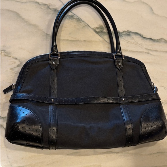 Gucci Interlocking G Reins Shoulder Bag - Picture 11 of 15